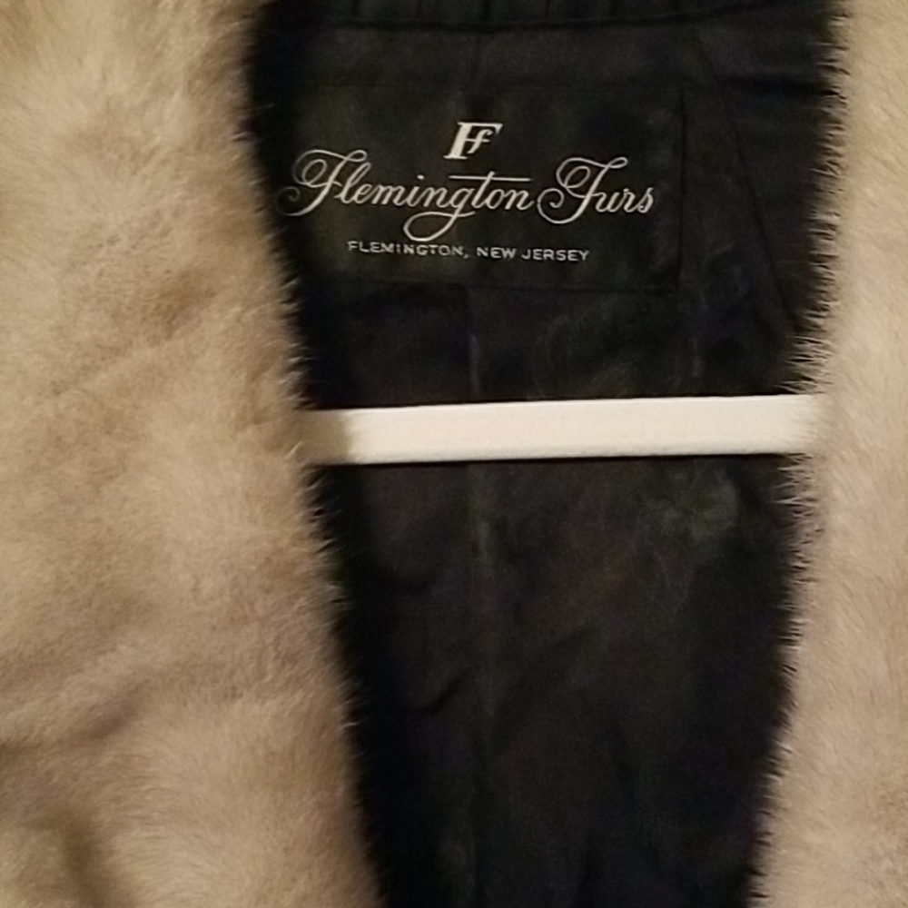 Short fur coat